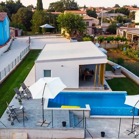Mare Istra Villa